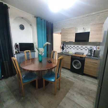 Bel Petit Appartement Charleville-Mézières 外观 照片
